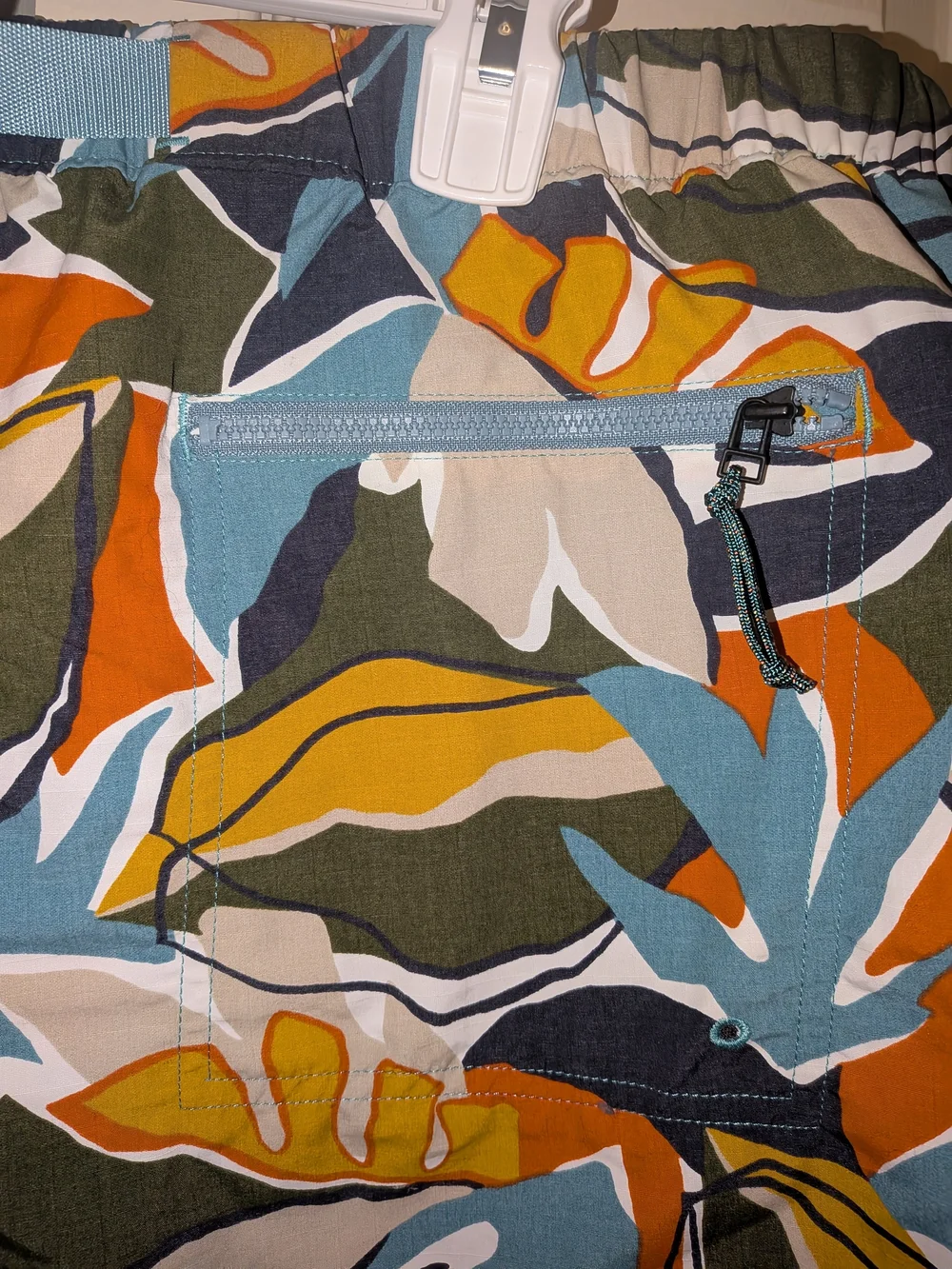 REI lightweight athletic